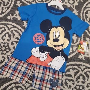 Mickey mouse outfit